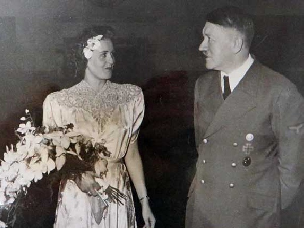 гитлер и ева