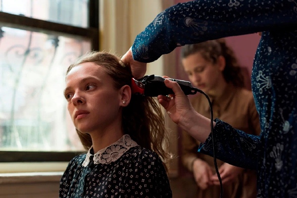 лучшие мини сериалы нетфликс