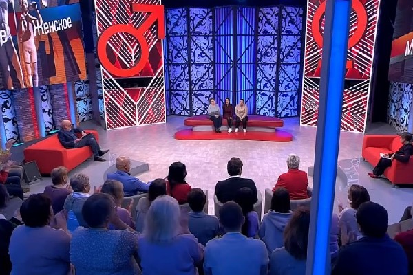 как сняться в массовке