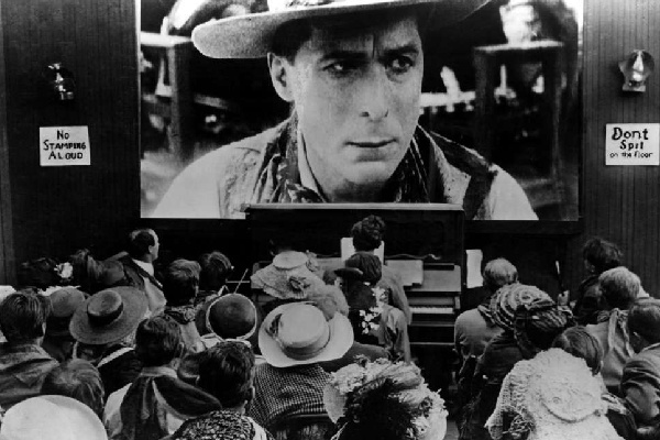 роль музыки в фильмах