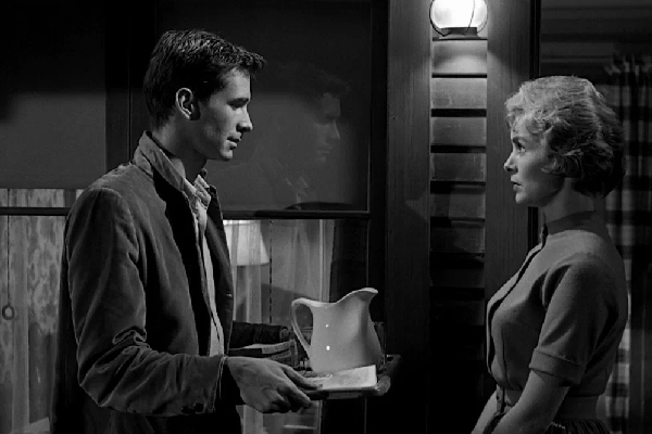 психо фильм хичкока