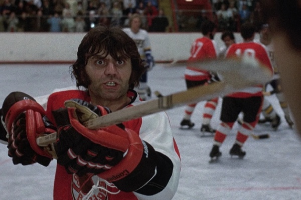 10 лучших фильмов про хоккей