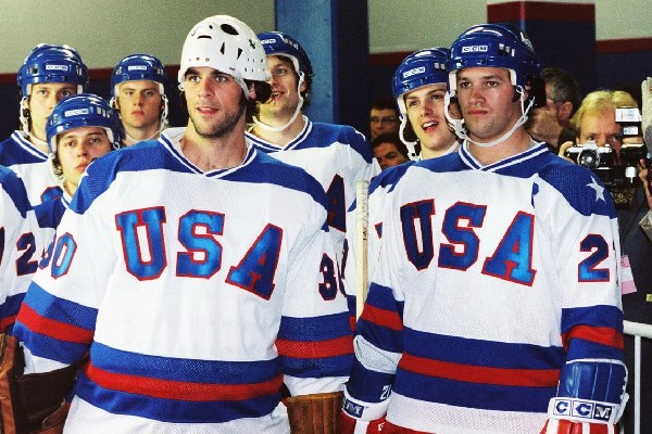 фильм чудо про хоккей