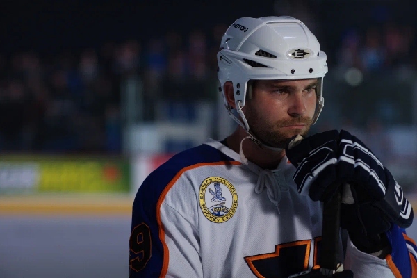 вышибала фильм про хоккей