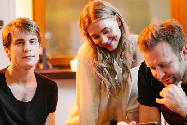 текст сцена с кристиной асмус