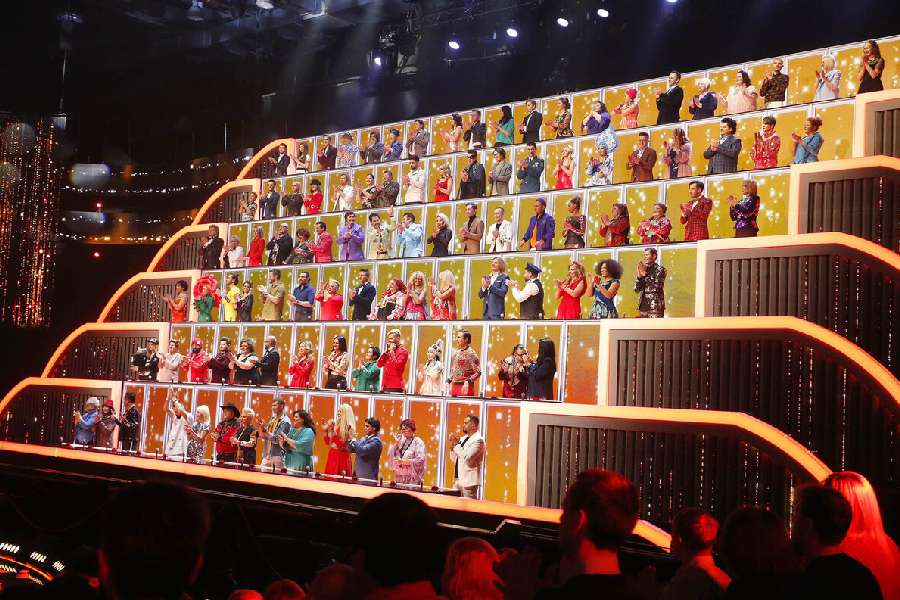 ну ка все вместе сотня