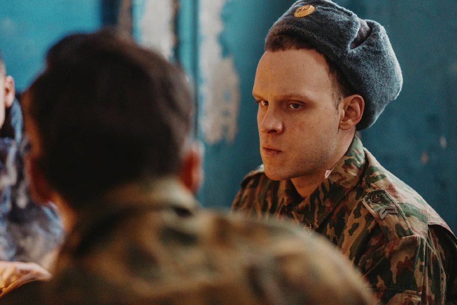 когда выйдет сериал аутсорс