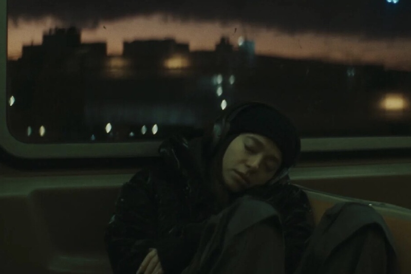 анора смысл финала