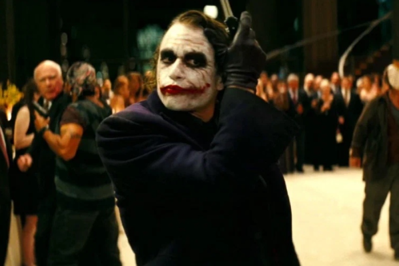 вырезать сцены цензуры