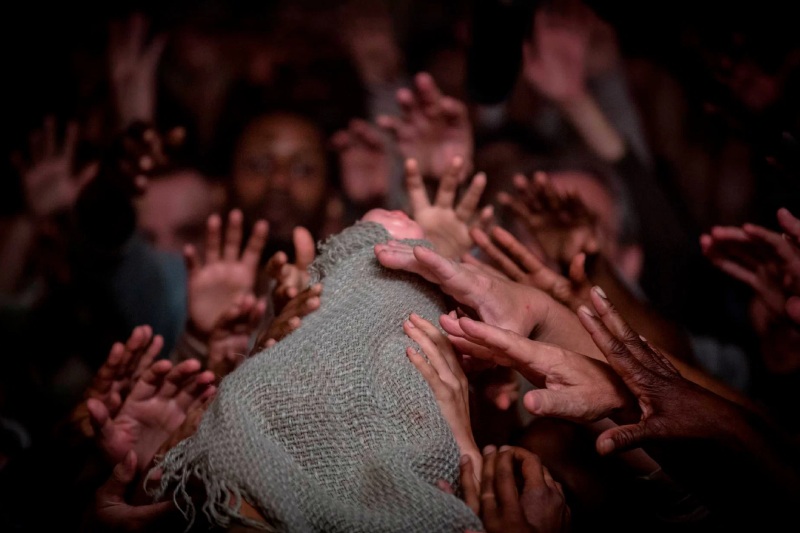 фильм мама с лоуренс смысл