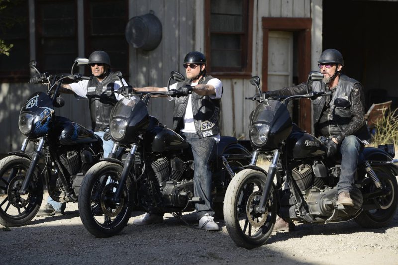 том харди сериал про байкеров