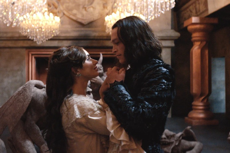 дракула фильм 2025 смысл концовки