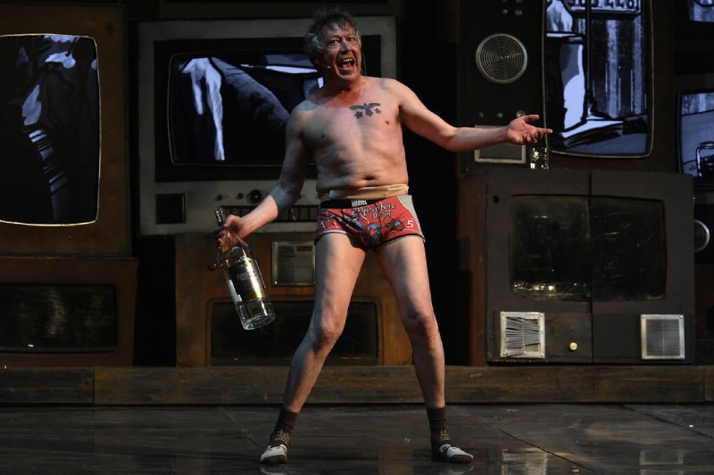 русский актер алкоголик